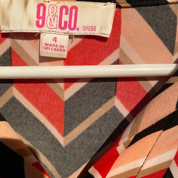 Super cute retro style dress (fits 4-6ish) - Picture 3 of 4